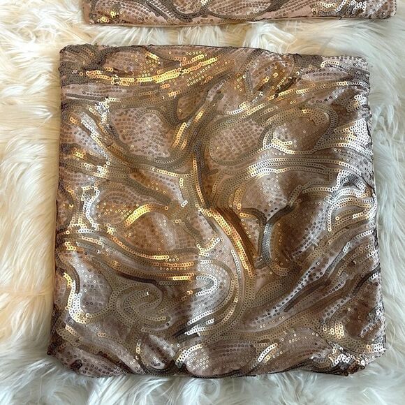 Kenneth Cole Reaction Home Rose Gold Sequin Pillow Covers, Set of 2 | SZ 15 x 15 - Picture 3 of 11